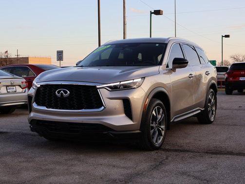 2025 INFINITI QX60 Luxe