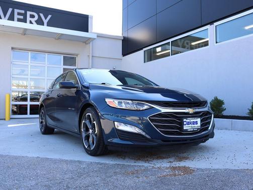 2022 Chevrolet Malibu FWD LT