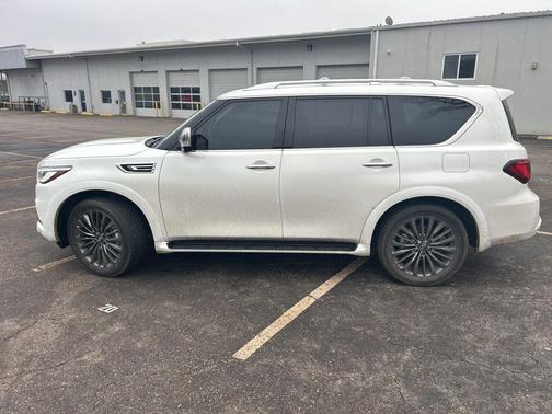 2023 INFINITI QX80 SENSORY AWD