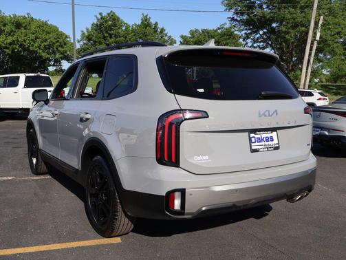 Wolf Gray 2023 Kia Telluride SX Prestige X-Line