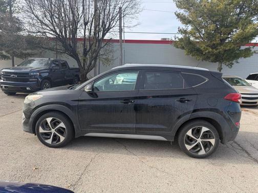 2017 Hyundai TUCSON Sport