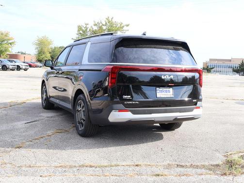 2026 Kia Carnival Hybrid EX