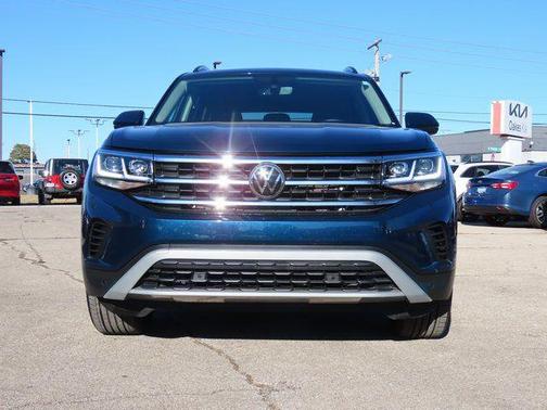 2023 Volkswagen Atlas 3.6L SE w/Technology