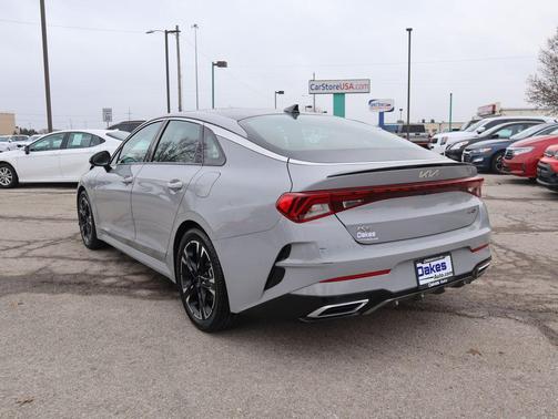 2022 Kia K5 GT-Line