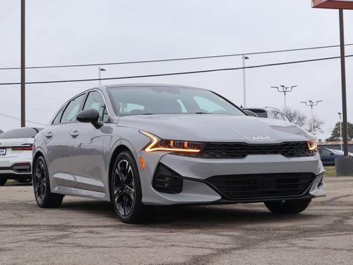 2022 Kia K5 GT-Line