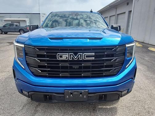 Dynamic Blue Metallic 2023 GMC Sierra 1500 Elevation