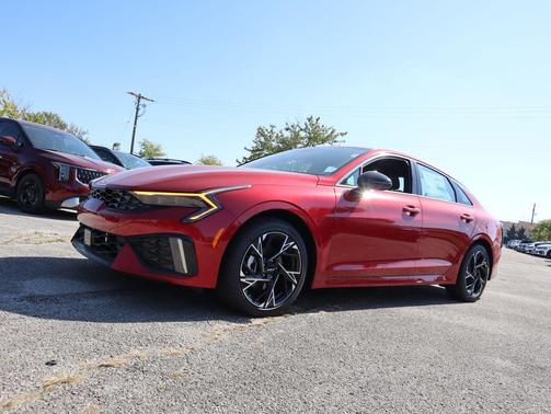 2025 Kia K5 GT-Line