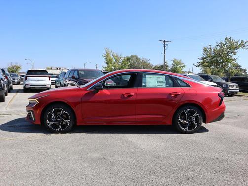2025 Kia K5 GT-Line