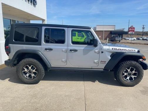 Photo 4 of 22 of 2021 Jeep Wrangler Unlimited Rubicon