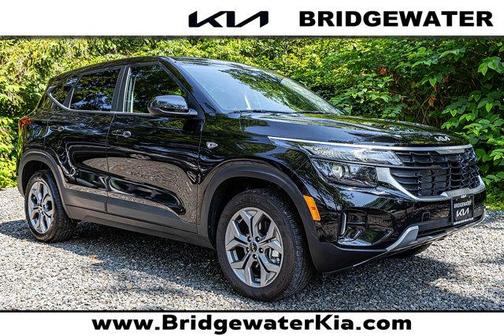 2025 Kia Seltos LX
