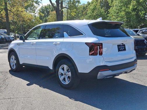 2026 Kia Sorento LX