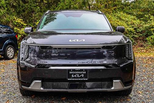2024 Kia EV9 Land