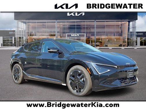 2025 Kia EV6 Wind