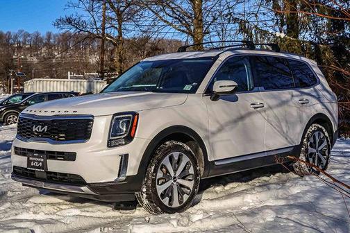 2022 Kia Telluride S