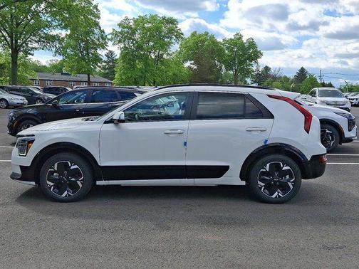 2025 Kia Niro EV Wave
