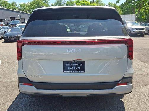 2025 Kia Carnival EX