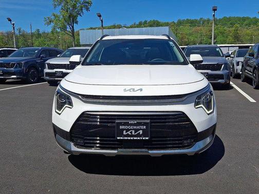 2025 Kia Niro Touring