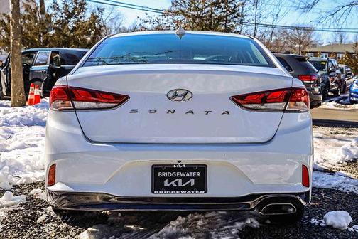 2018 Hyundai SONATA SEL