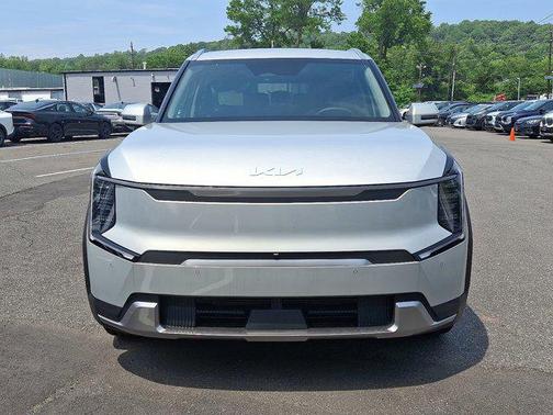 2026 Kia EV9 Land