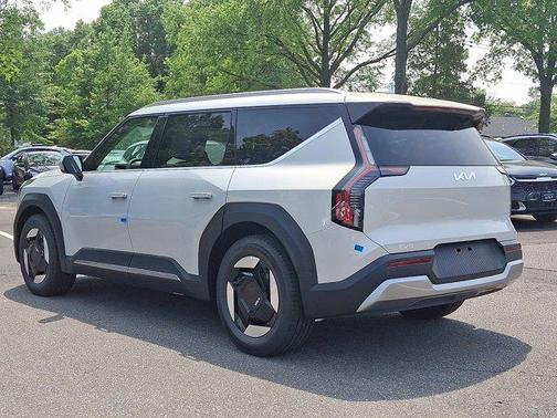 2026 Kia EV9 Land