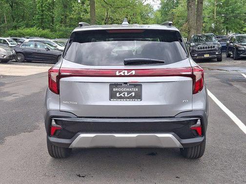 2025 Kia Seltos EX