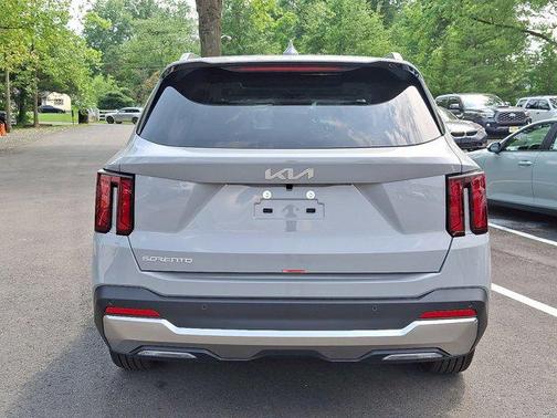 2025 Kia Sorento S
