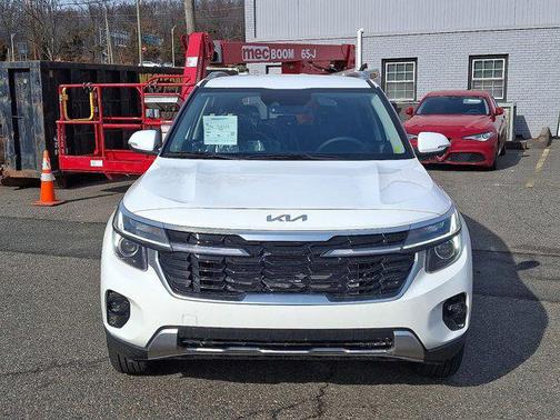 2025 Kia Seltos S