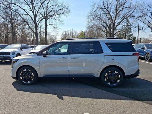2025 Kia Carnival EX