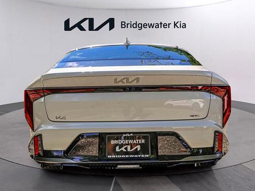 Snow White Pearl 2025 Kia K4 GT-Line