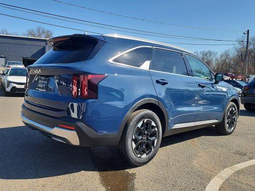 2025 Kia Sorento S