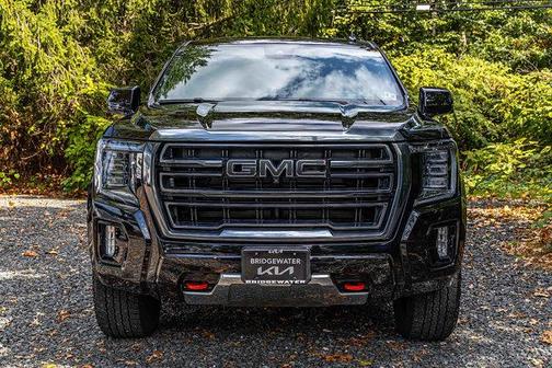 2023 GMC Yukon XL AT4