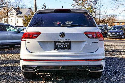 2022 Volkswagen Tiguan 2.0T SE R-Line Black 4MOTION