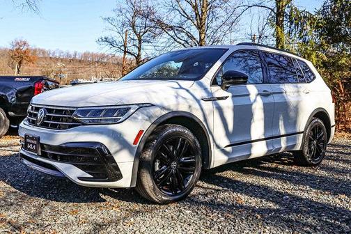 2022 Volkswagen Tiguan 2.0T SE R-Line Black 4MOTION