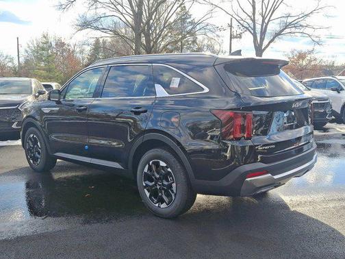 2025 Kia Sorento S