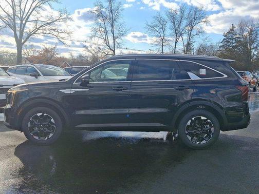 2025 Kia Sorento S