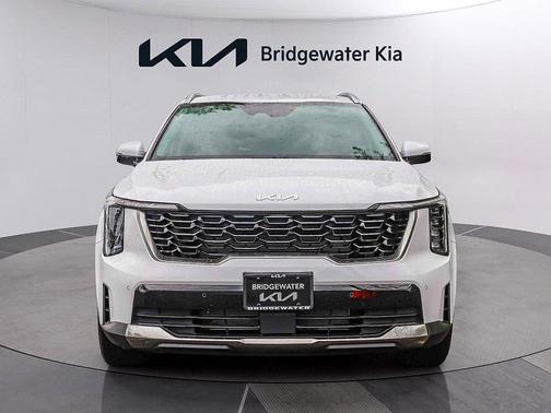 Glacial White Pearl 2025 Kia Sorento S
