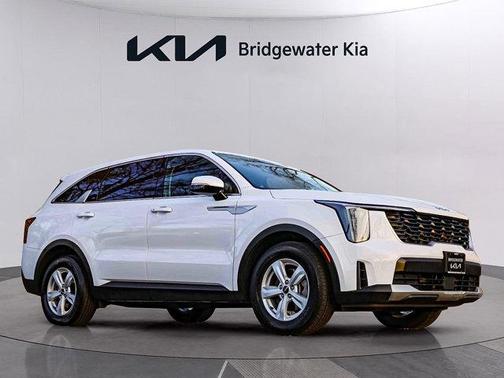 2024 Kia Sorento LX
