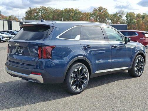 2025 Kia Sorento EX
