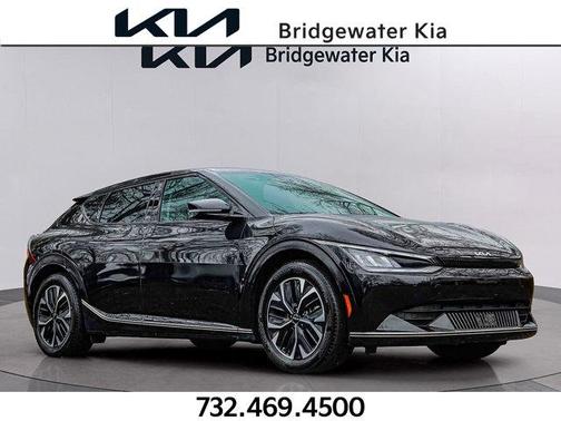 Aurora Black Pearl 2024 Kia EV6 Wind