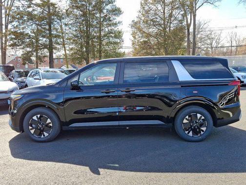2025 Kia Carnival Hybrid LXS
