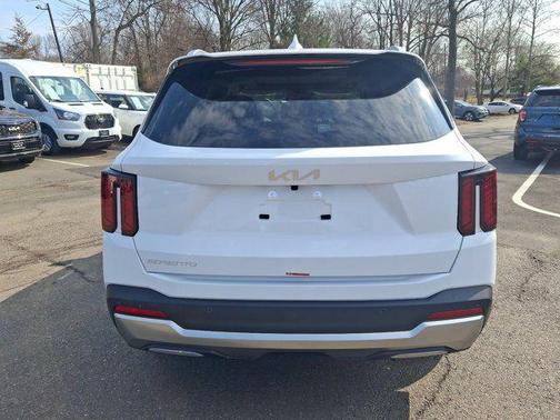 2025 Kia Sorento S