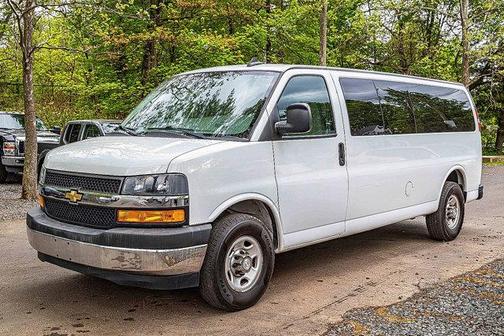 2019 Chevrolet Express 3500 LT