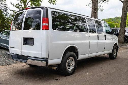 2019 Chevrolet Express 3500 LT