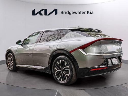 Steel Gray 2024 Kia EV6 Wind