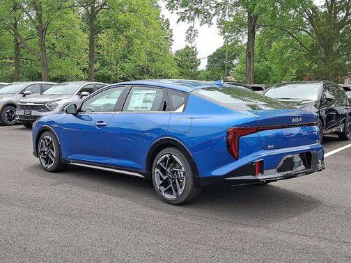 2025 Kia K4 GT-Line