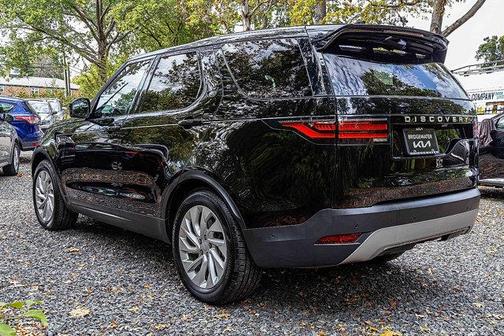 2024 Land Rover Discovery S