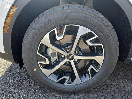 2025 Kia Sportage Hybrid EX