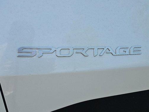 2025 Kia Sportage Hybrid EX