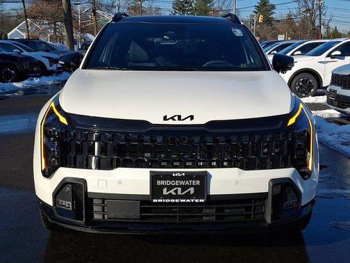 Snow White Pearl 2026 Kia Sportage Plug-In Hybrid X-Line Prestige