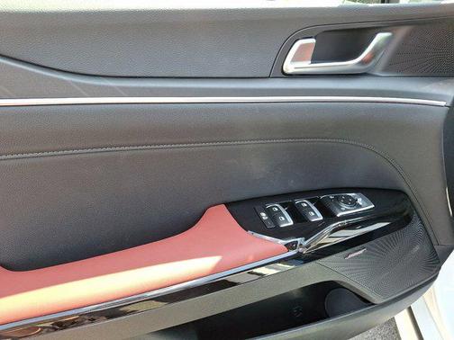 Snow White Pearl 2026 Kia K5 GT-Line